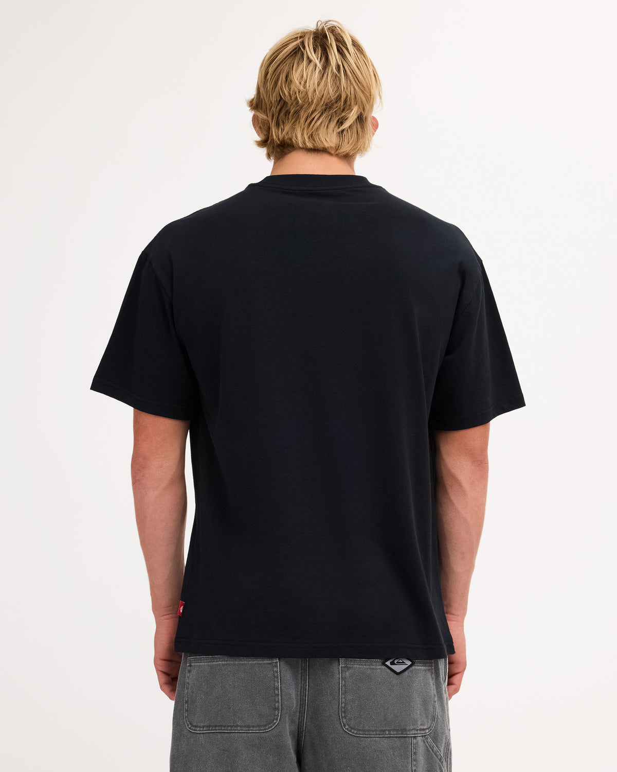 25a014571_quiksilver_blk_bck1