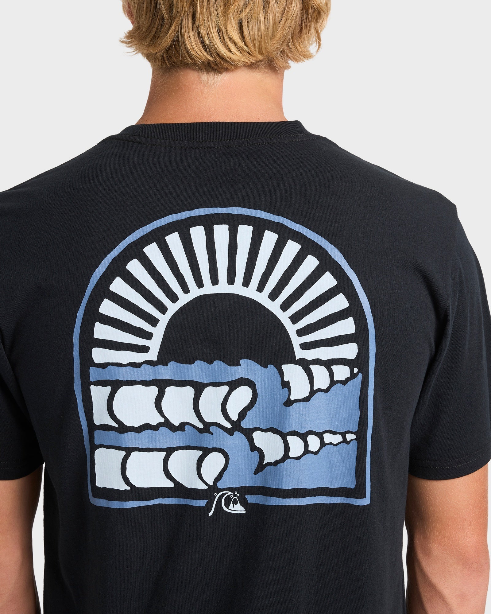 Mens Sunset Arc Wave T-Shirt