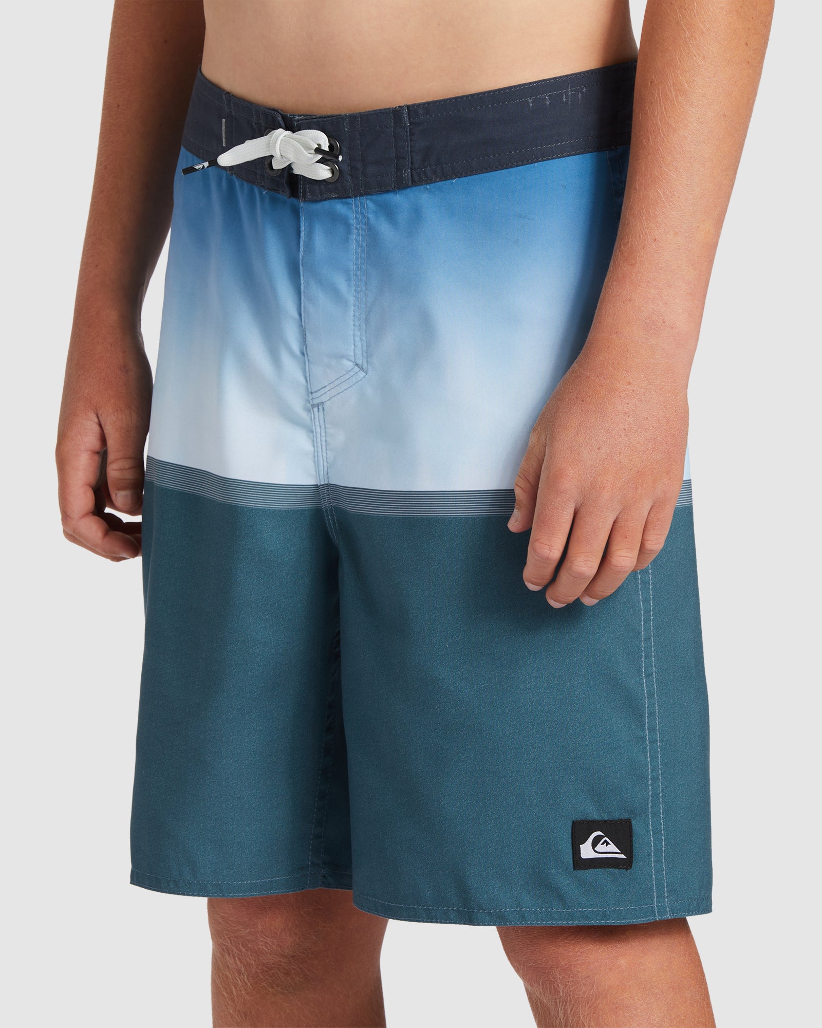 Boys 8-16 Everyday Division 17" Boardshorts