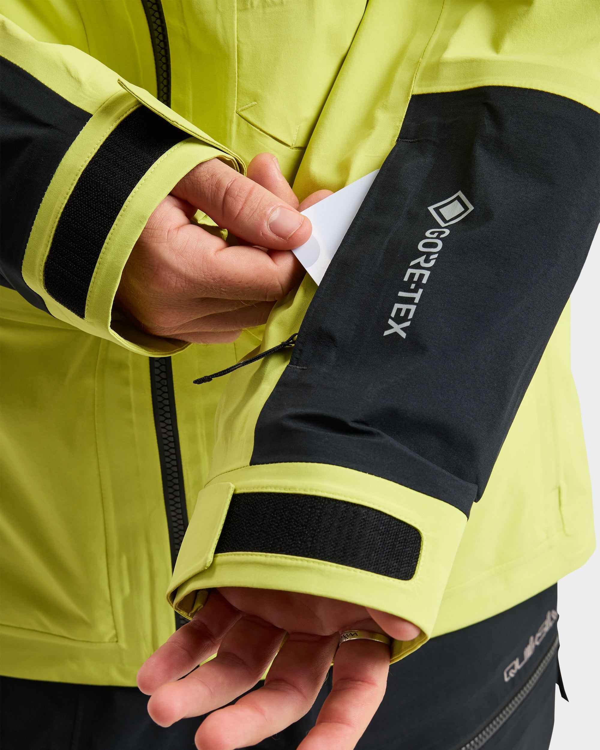 Mens Highline Pro 3L Gore-Tex Snow Jacket