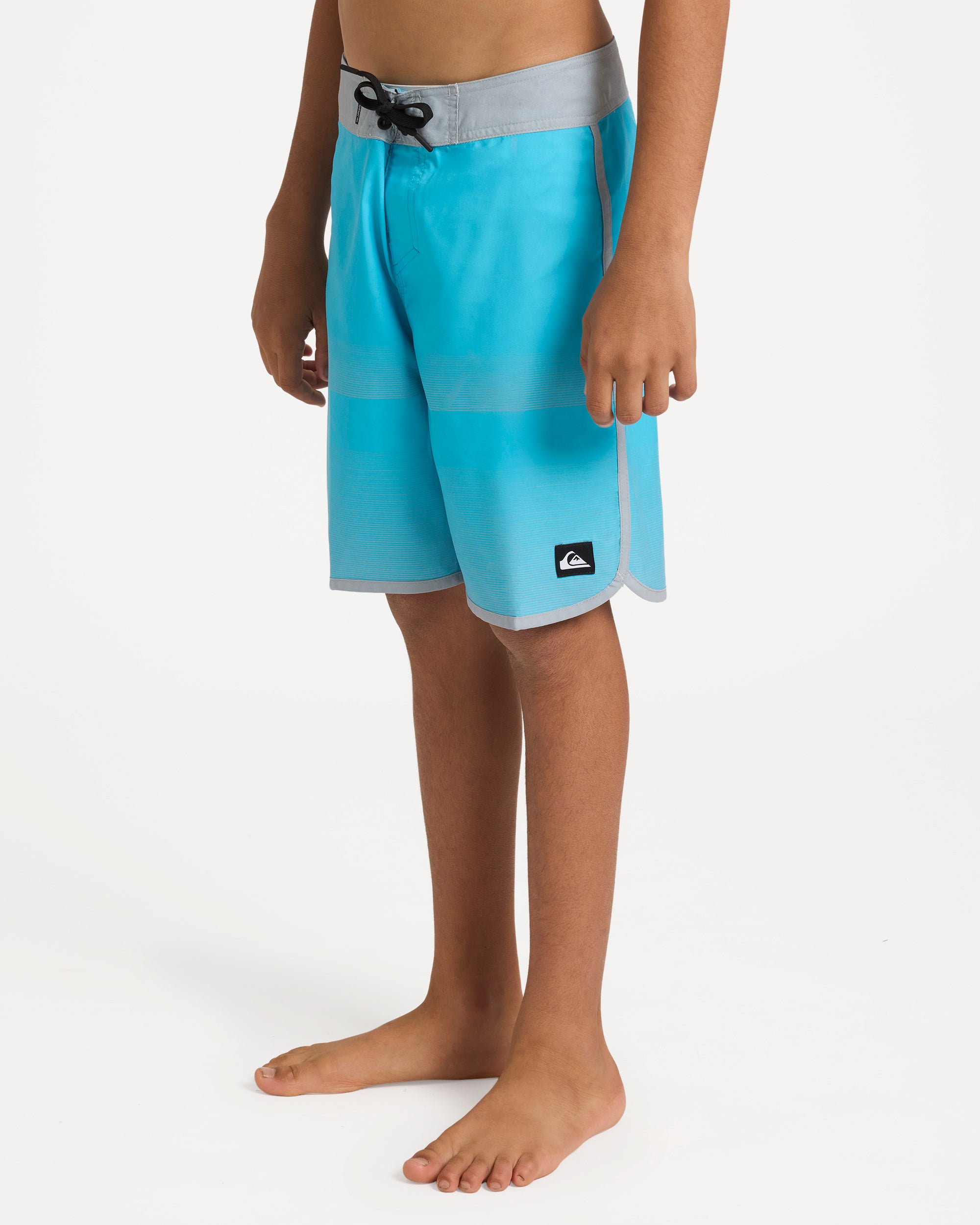 uqbbs03023_quiksilver_bkm0_sd1