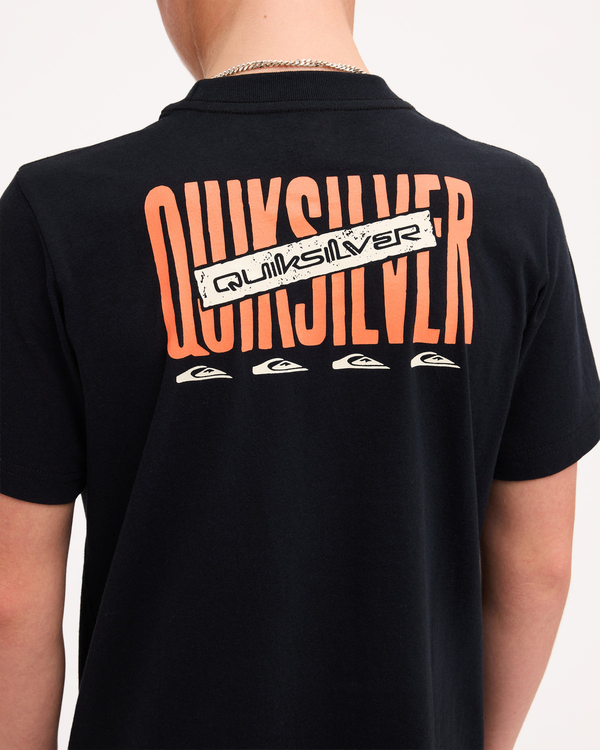 uqbzt03547_quiksilver_blk_dtl1