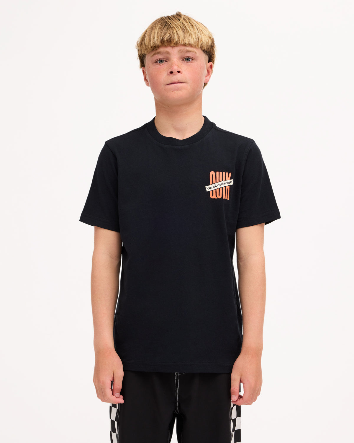 uqbzt03547_quiksilver_blk_frt1