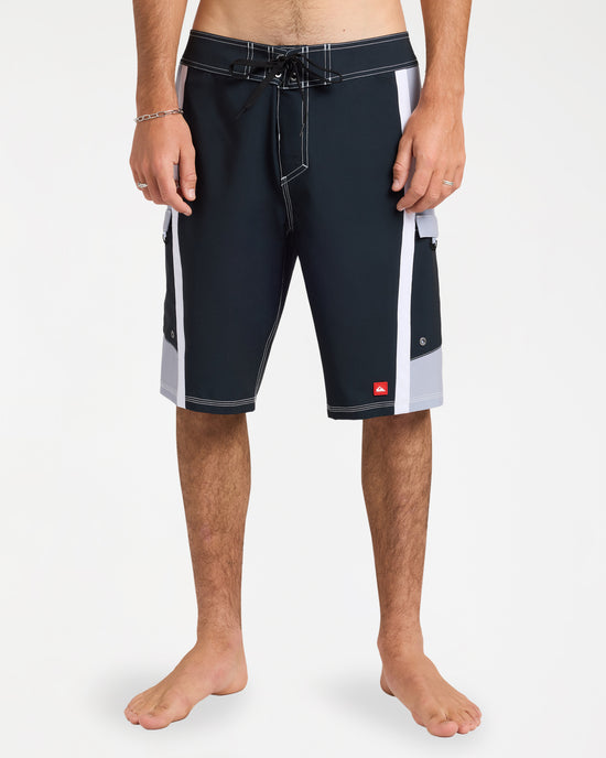 uqybs03118_quiksilver_kvj0_frt1