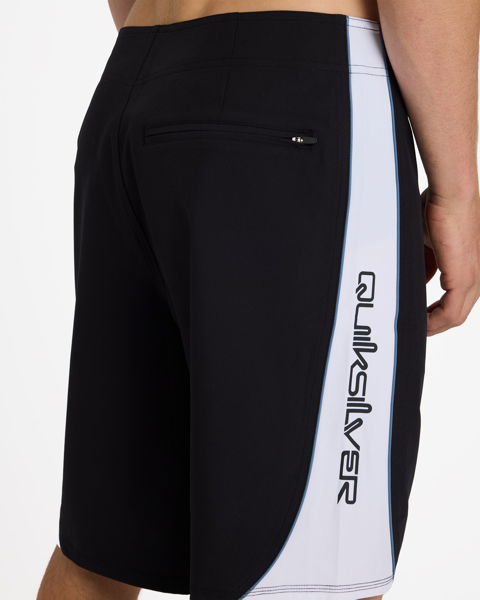 uqybs03123_quiksilver_kvj0_dtl1