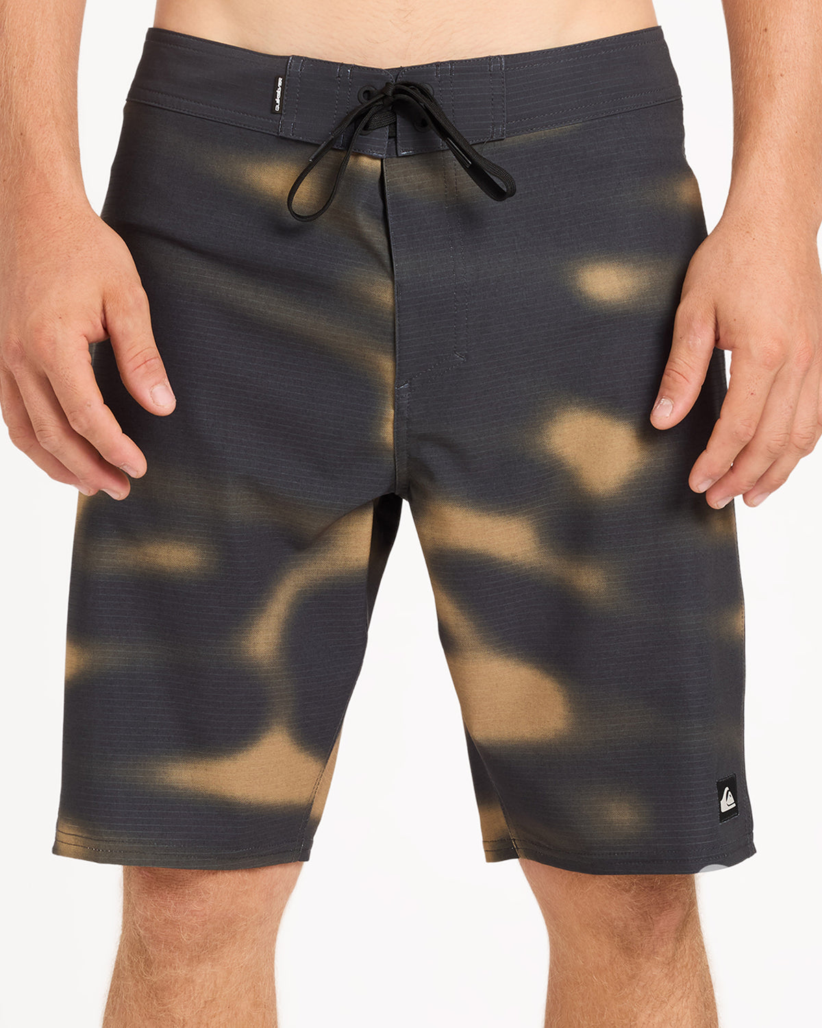 uqybs03141_quiksilver_clm0_frt6