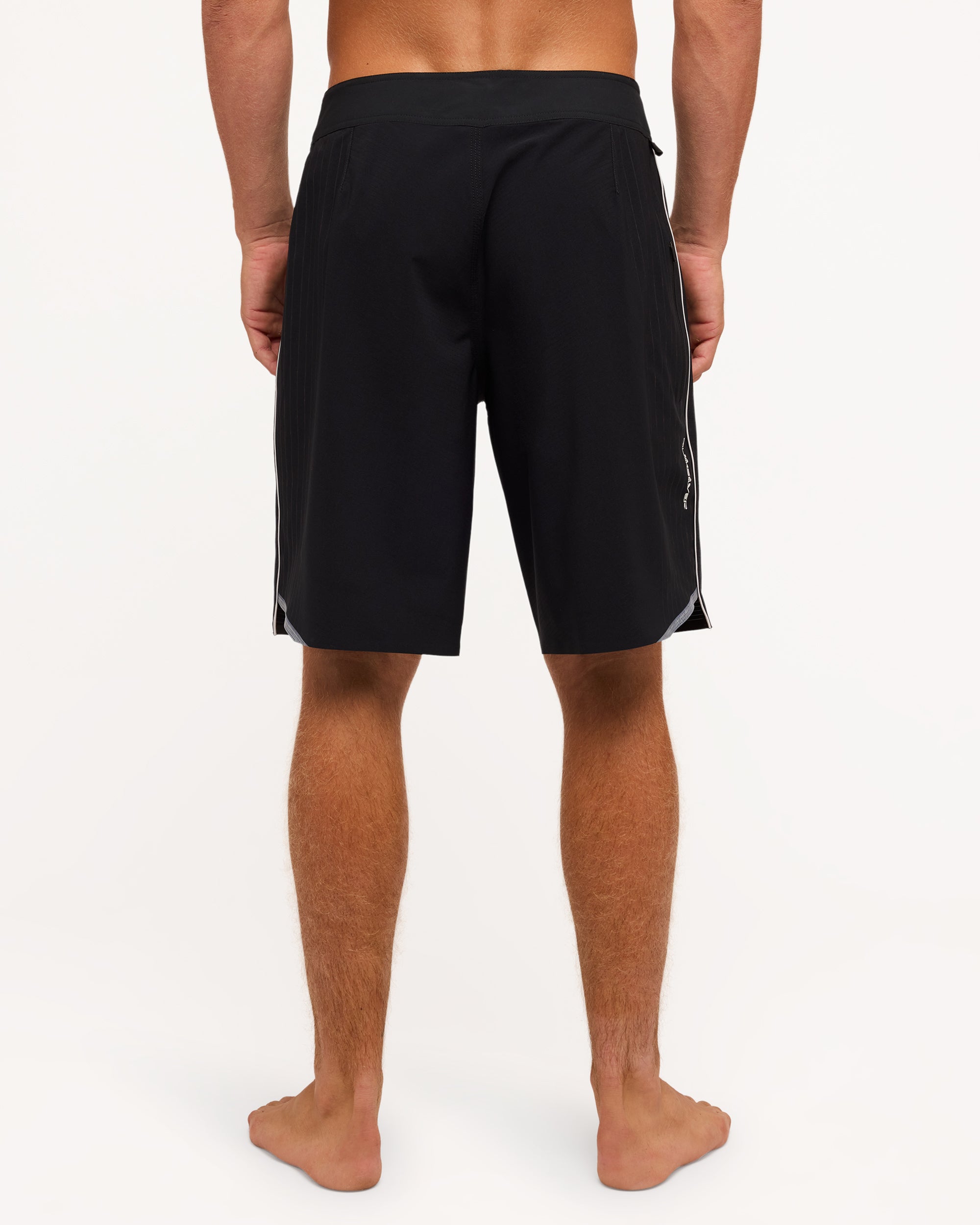 uqybs03153_quiksilver_kvj0_bck1