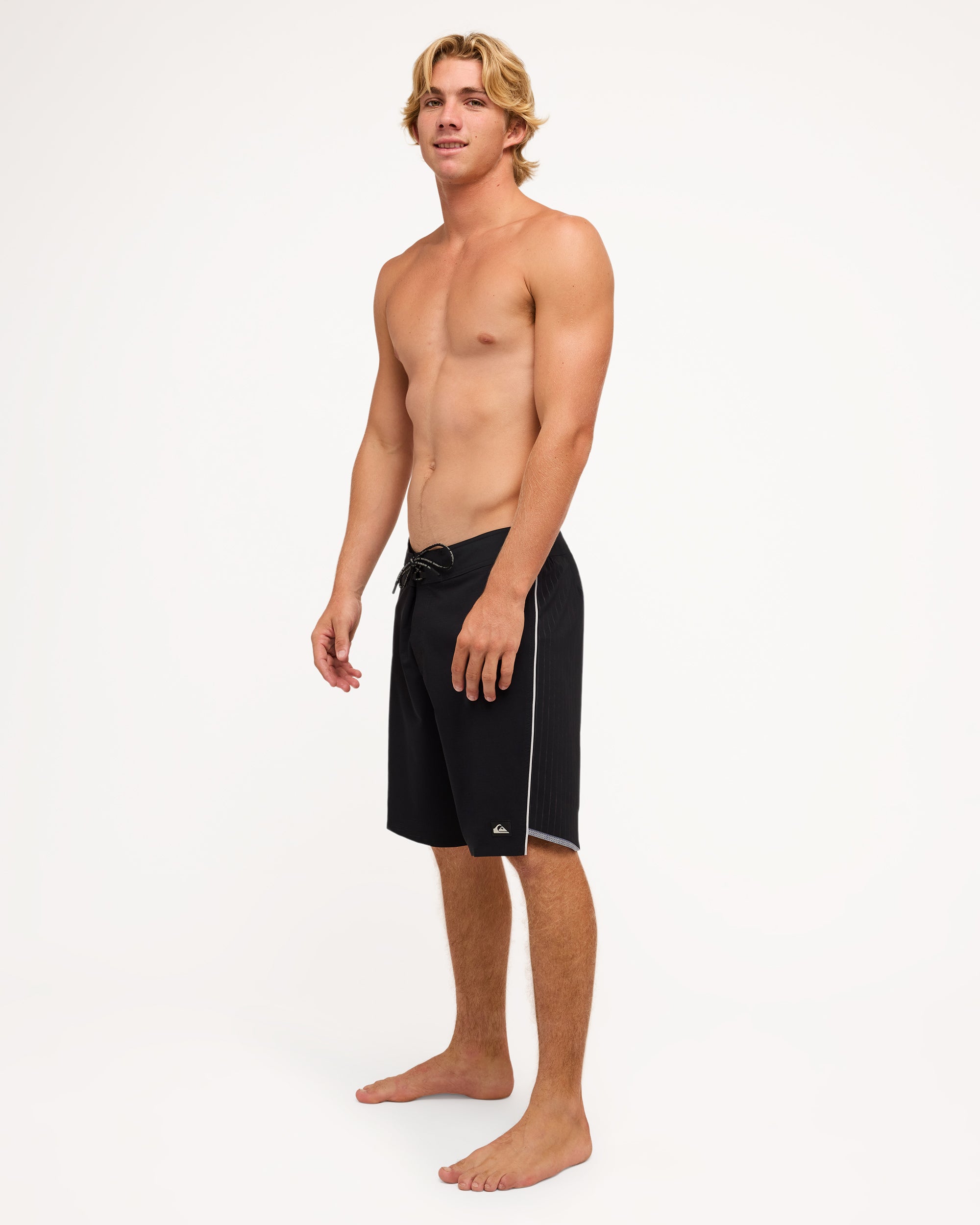uqybs03153_quiksilver_kvj0_frt9