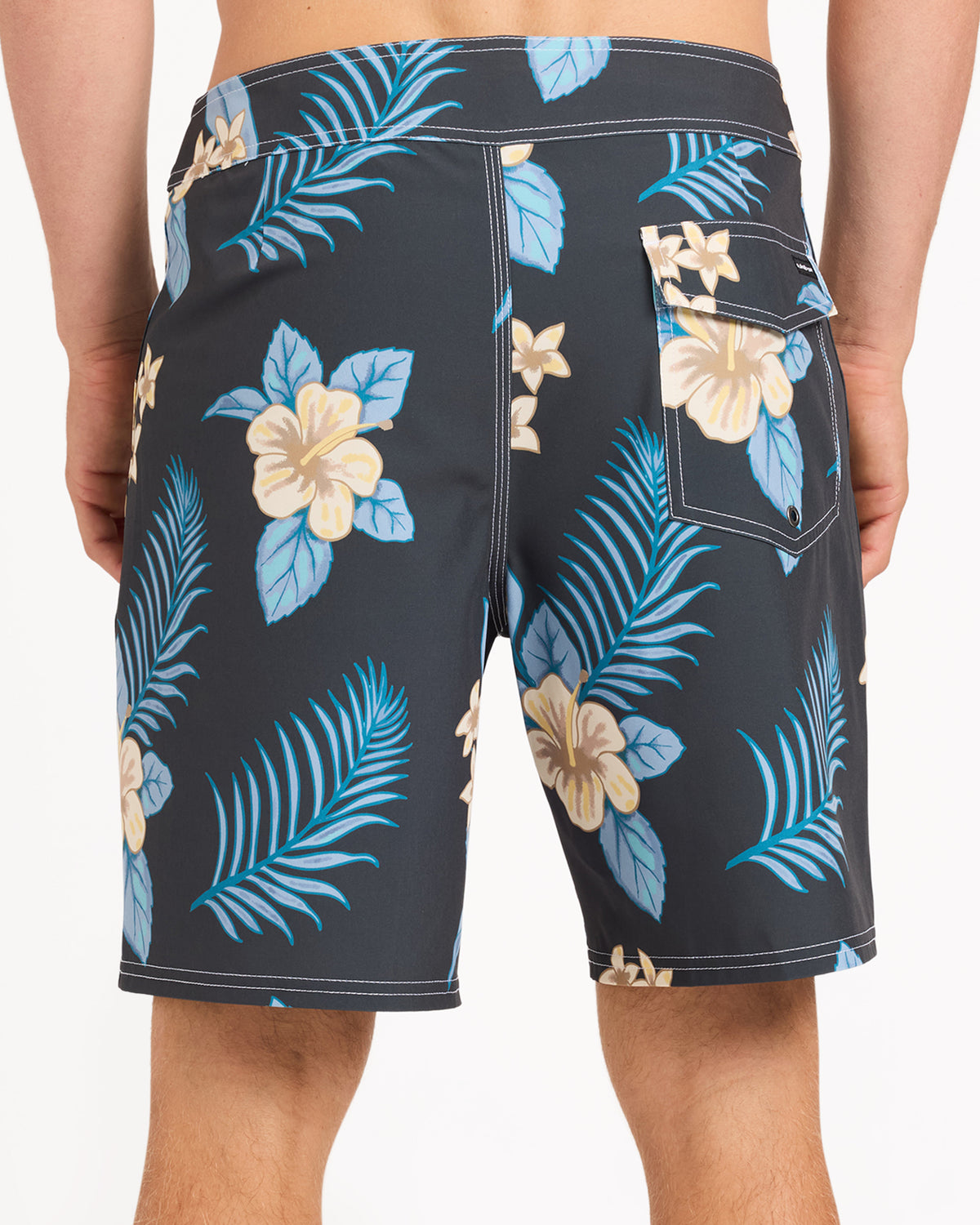 uqybs03156_quiksilver_kta0_bck6