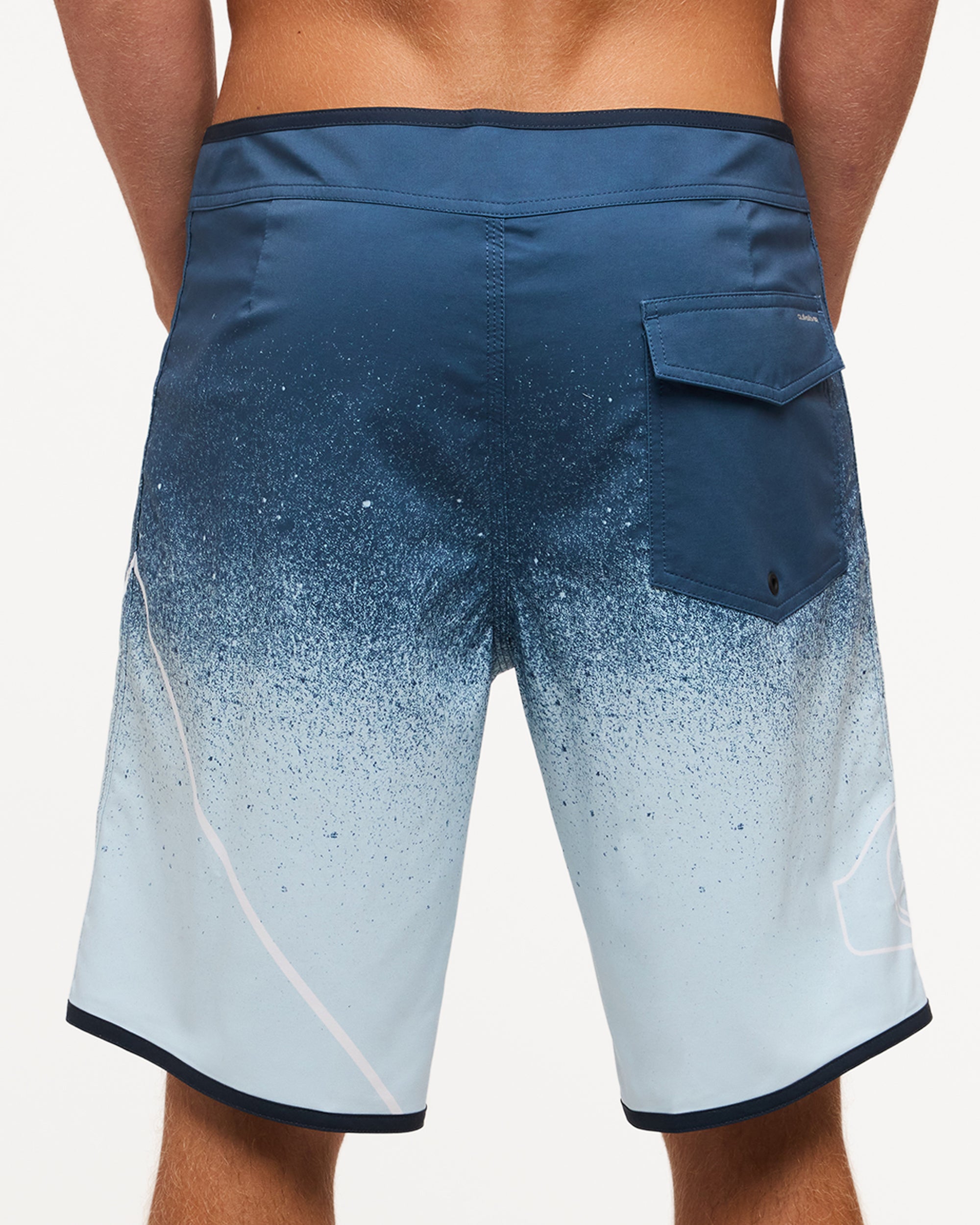 uqybs03164_quiksilver_brq0_bck6