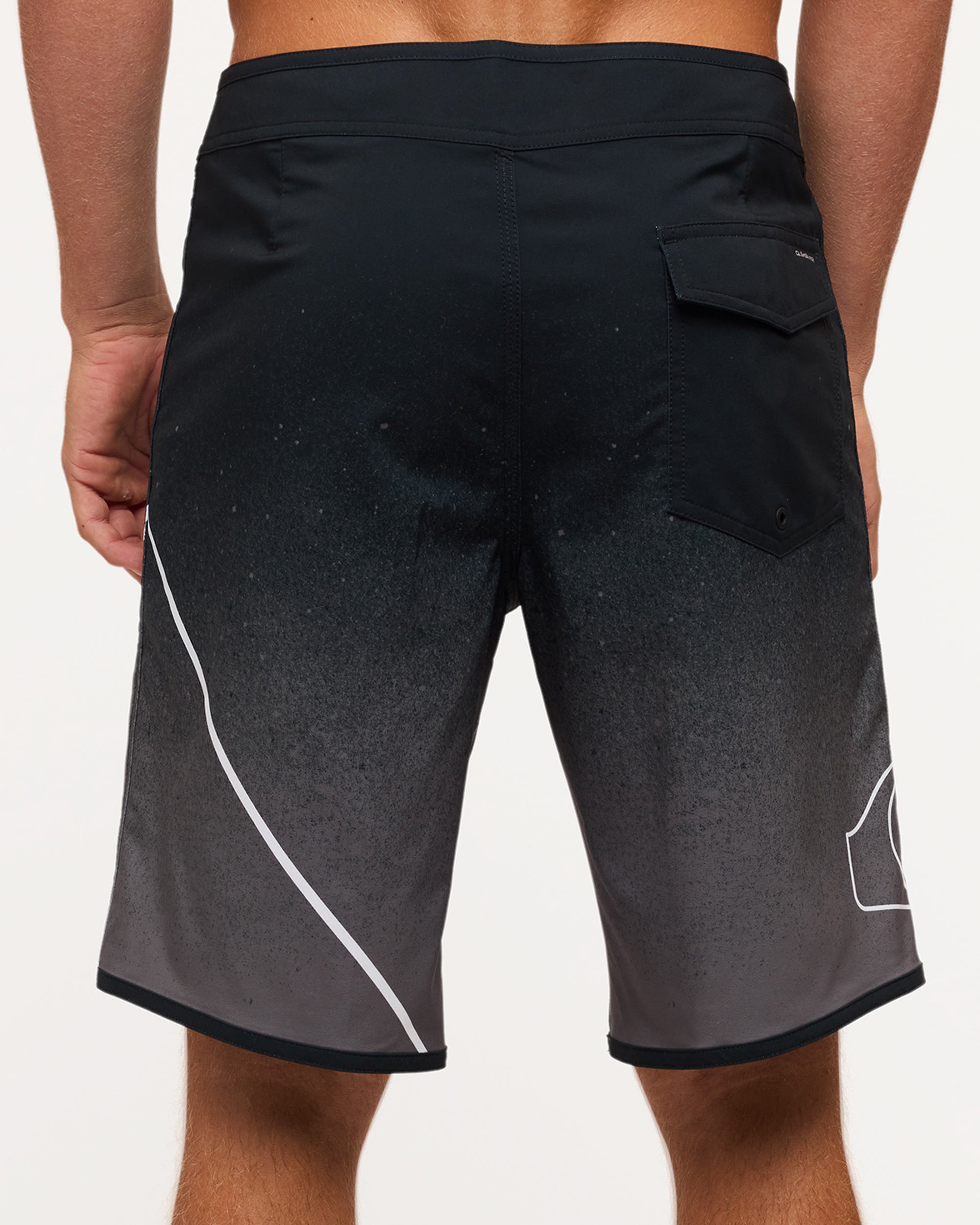 uqybs03164_quiksilver_bv_bck6