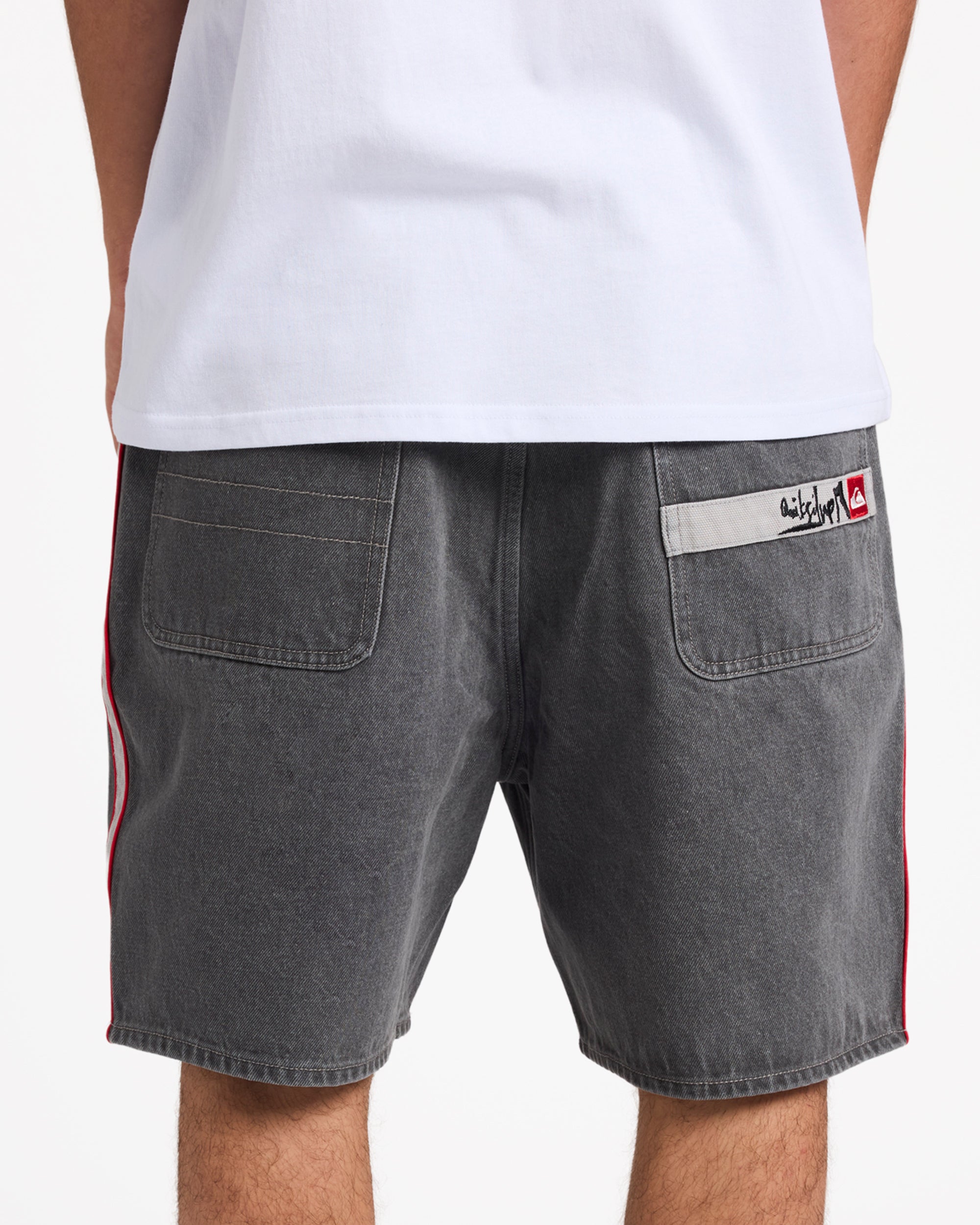 uqyds03005_quiksilver_kzmw_bck6