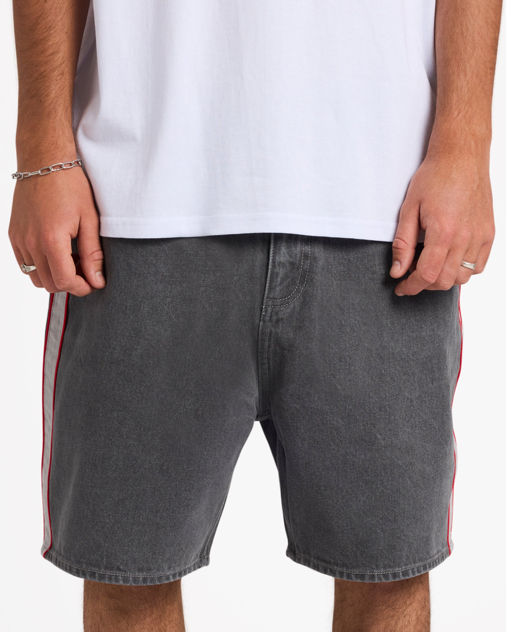 uqyds03005_quiksilver_kzmw_frt6