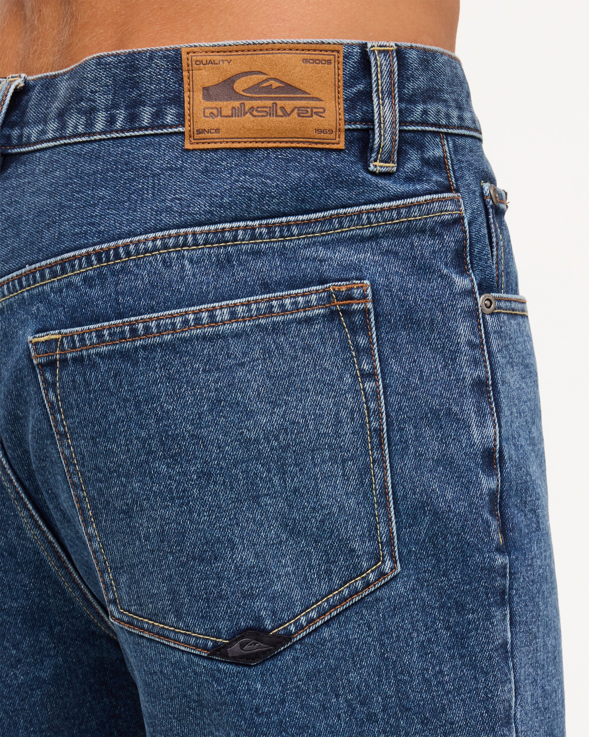 uqyds03007_quiksilver_bjqw_dtl1