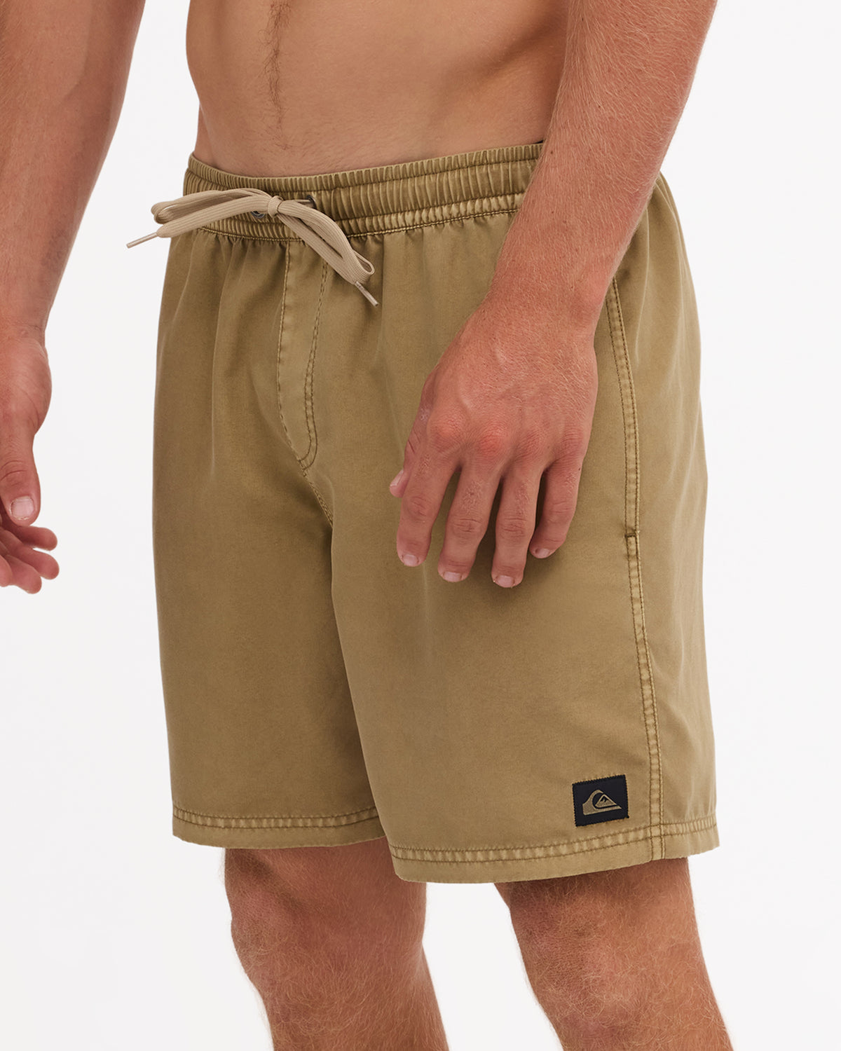 uqyjv03048_quiksilver_cjz0_sd6