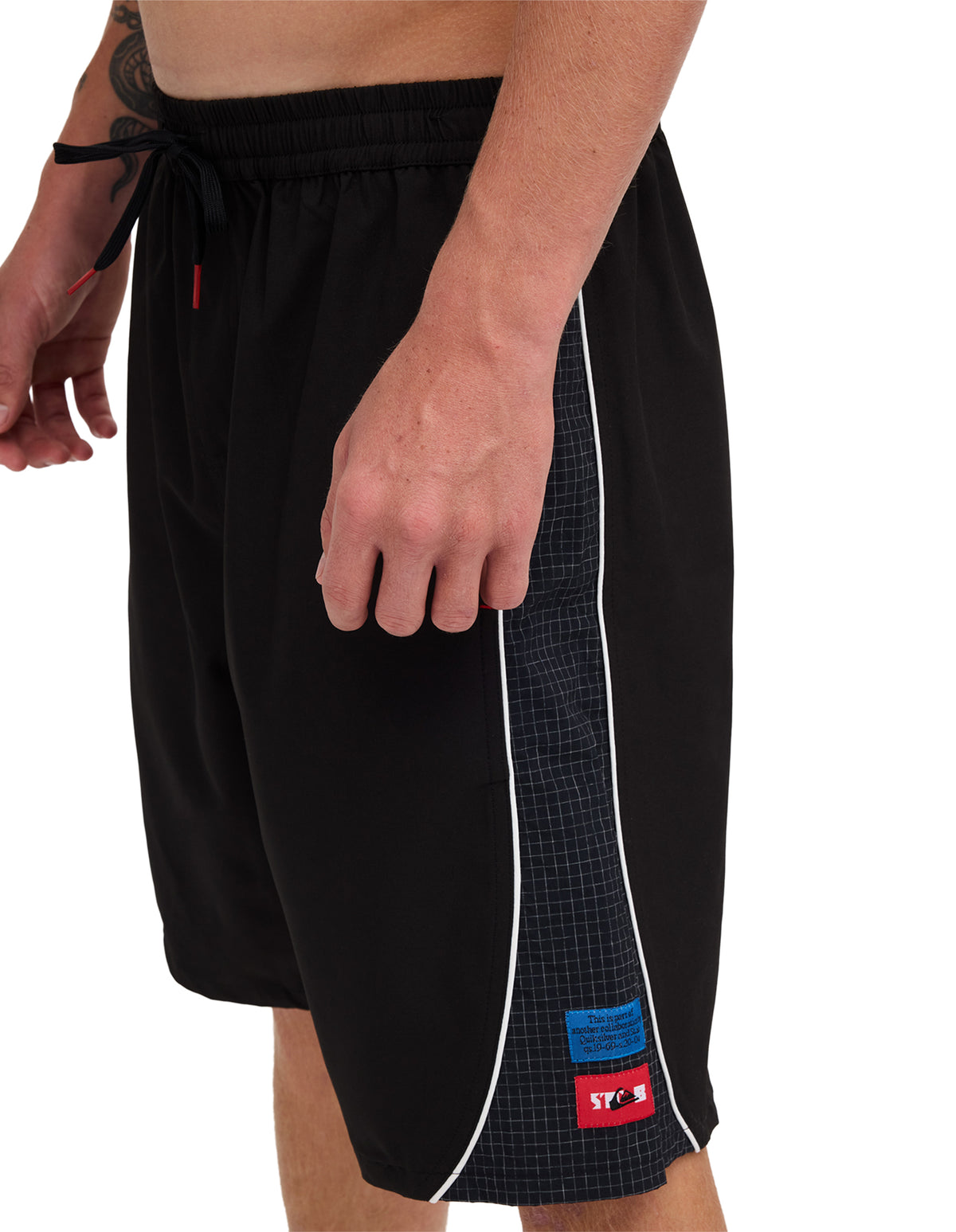 uqyjv03078_quiksilver_blk_dtl1