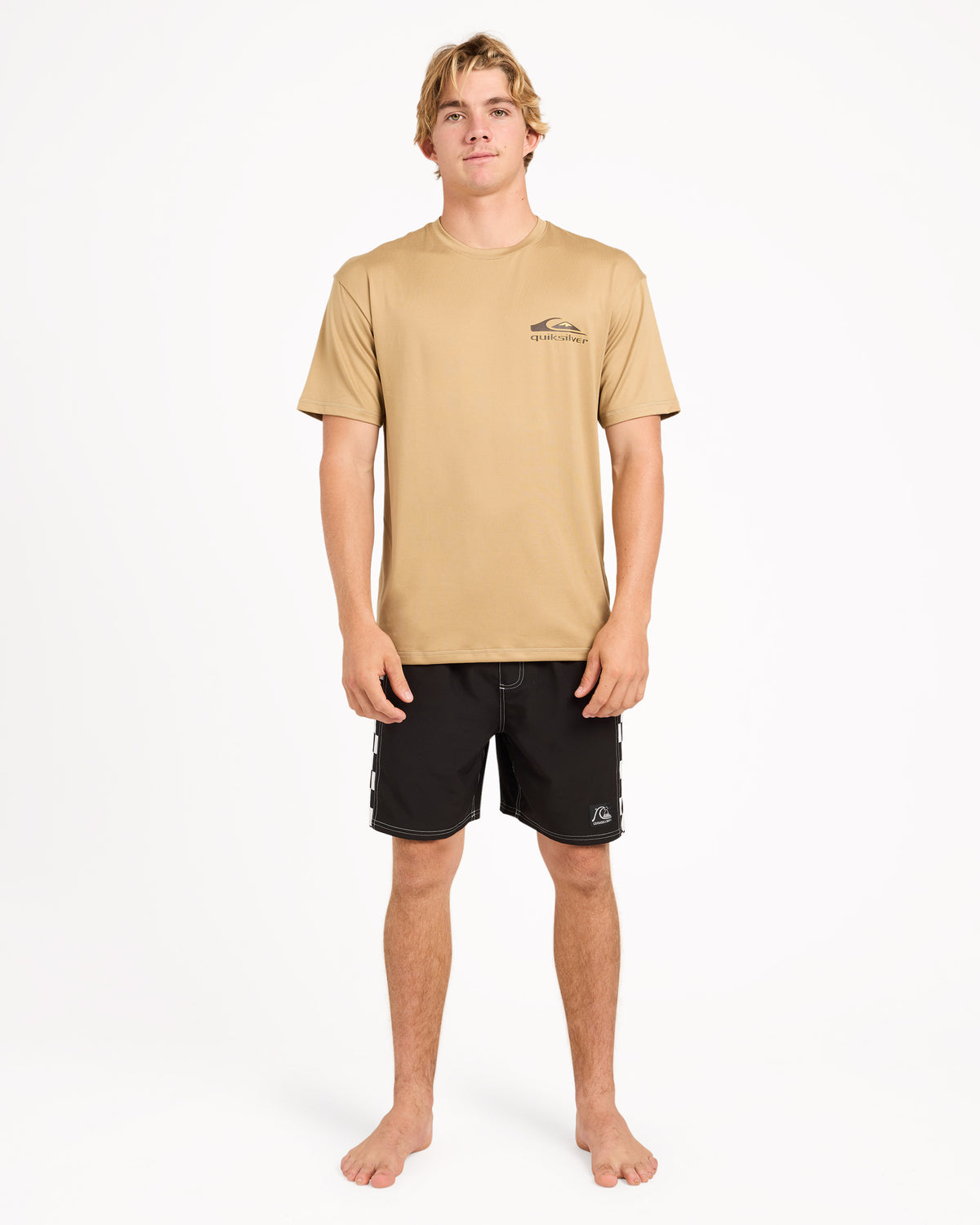 uqywr03196_quiksilver_clm0_frt9