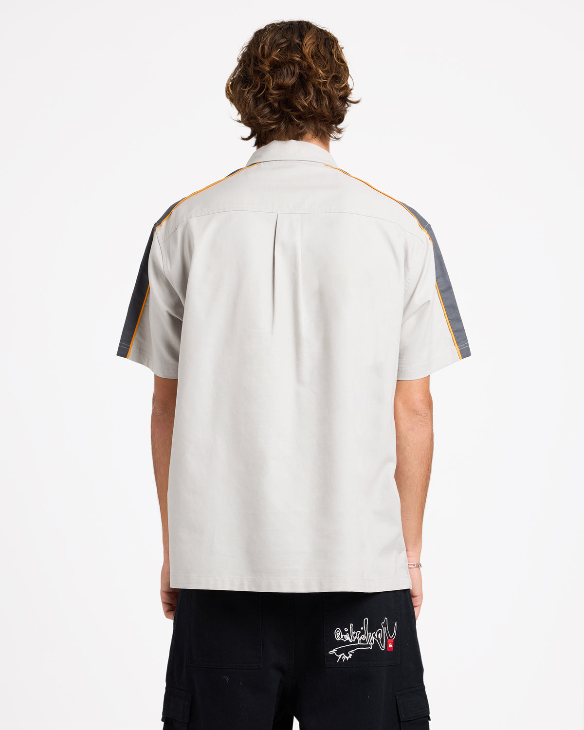 uqywt03126_quiksilver_sfv0_bck1