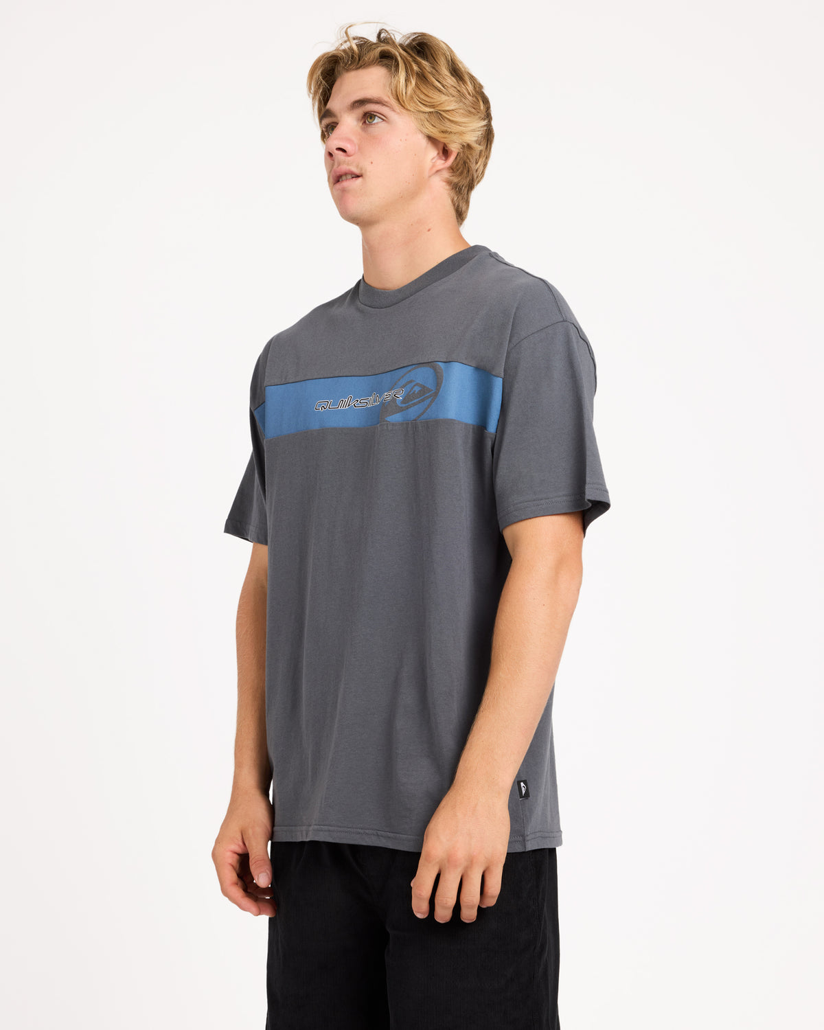uqyzt05890_quiksilver_igt_sd1