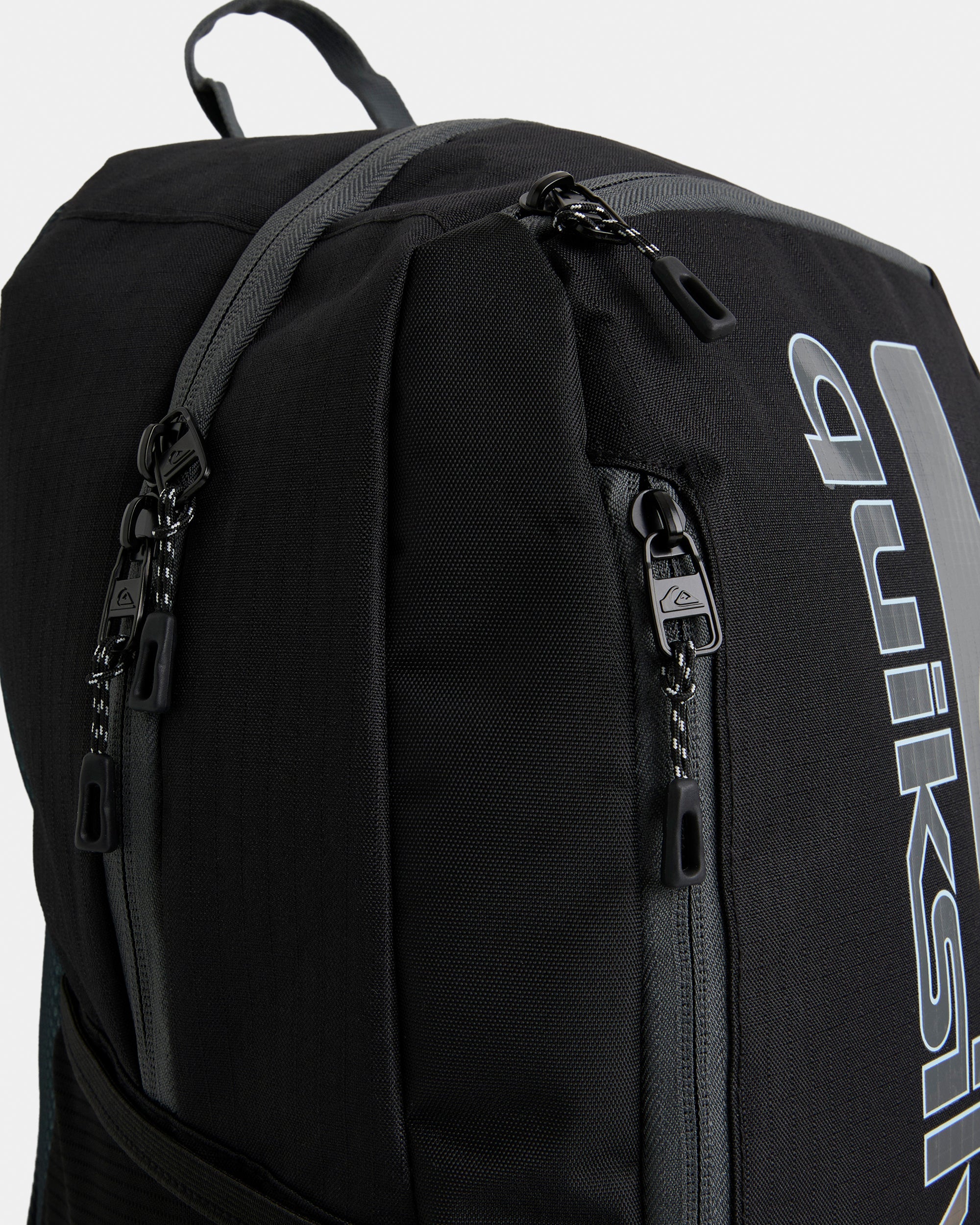 7d6532600_quiksilver_blk_dtl1