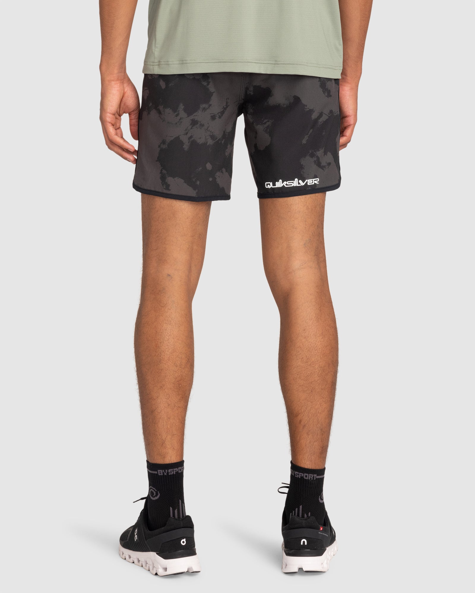 Mens Omni Scallop 17" Amphibian Boardshorts