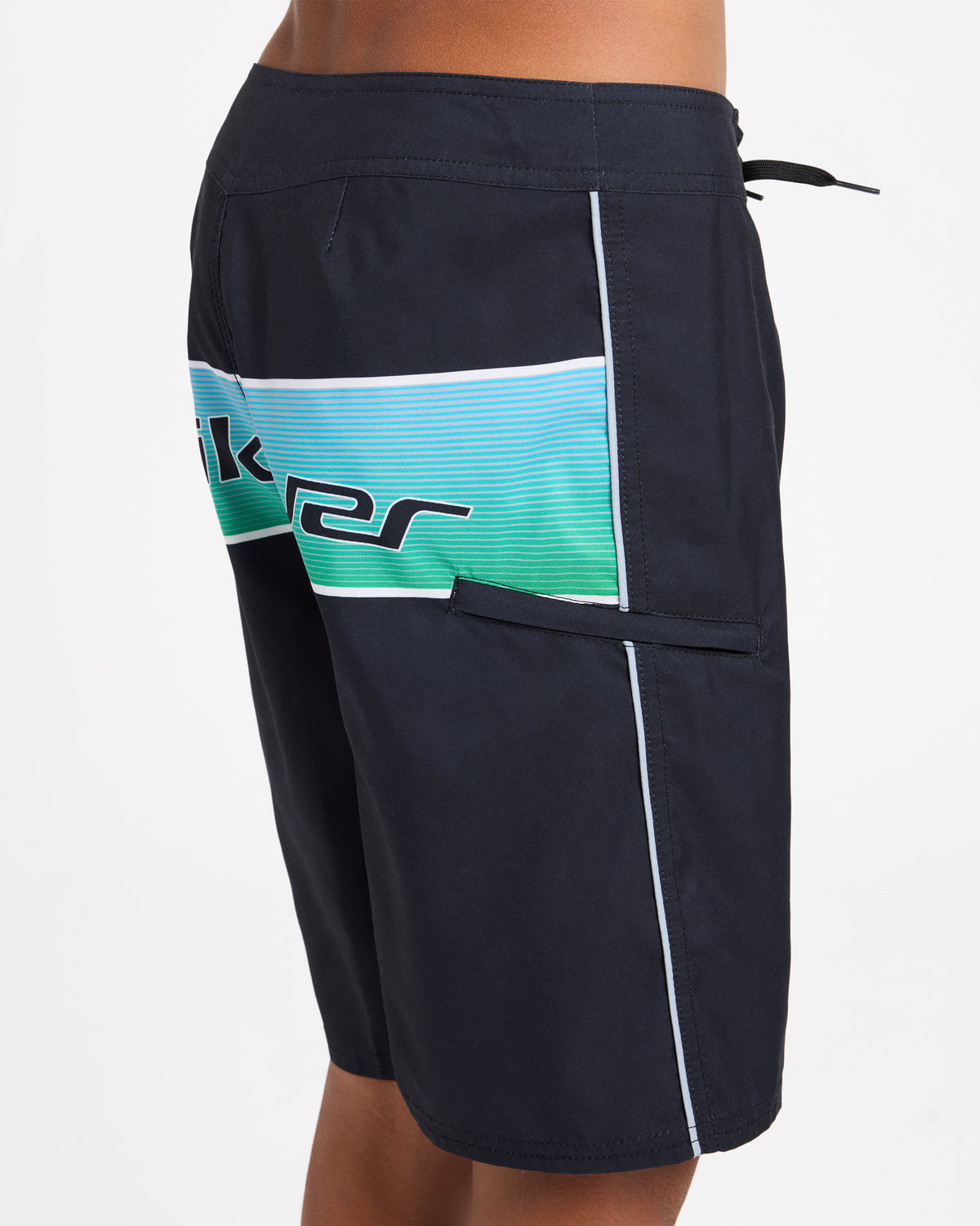 uqbbs03028_quiksilver_kvj0_dtl1