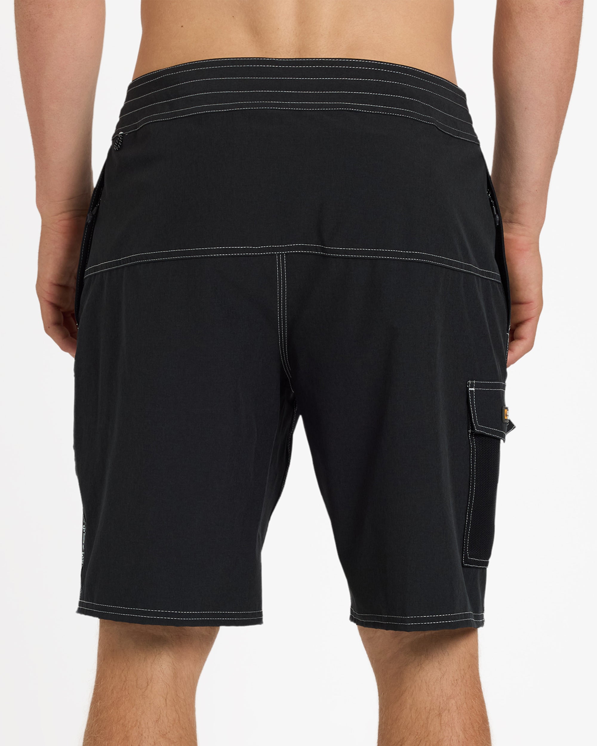 uqmbs03009_quiksilver_kvj0_bck6