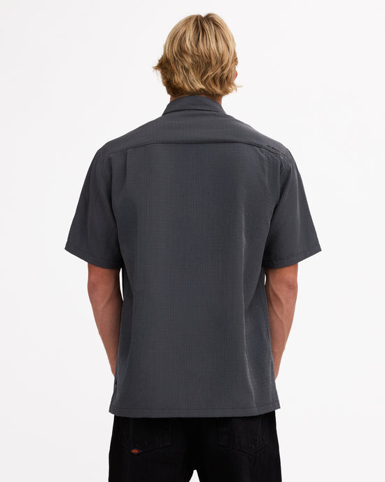 uqmwt03031_quiksilver_kzm0_bck1