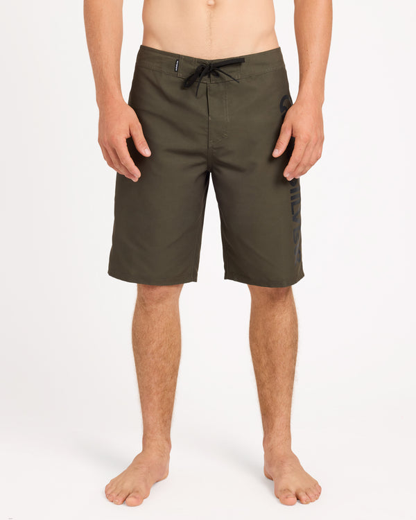 Mens Everyday Omni Logo 20