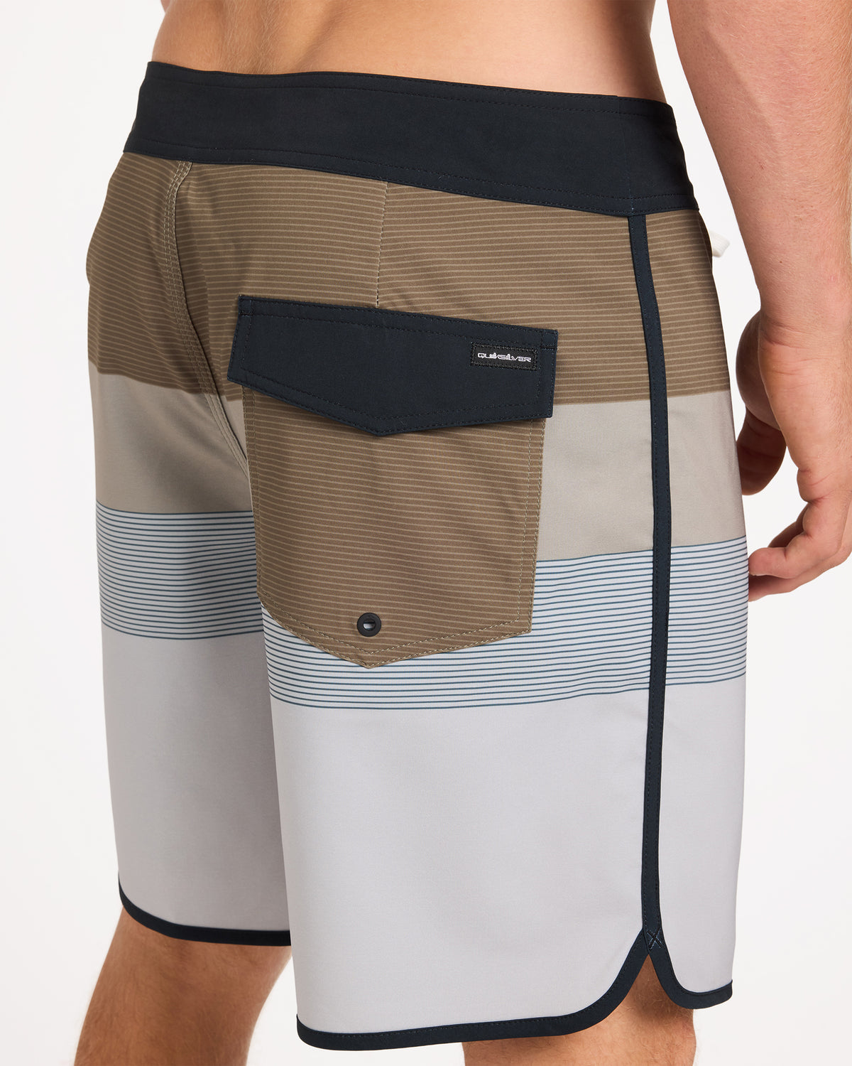uqybs03135_quiksilver_tkp0_dtl1