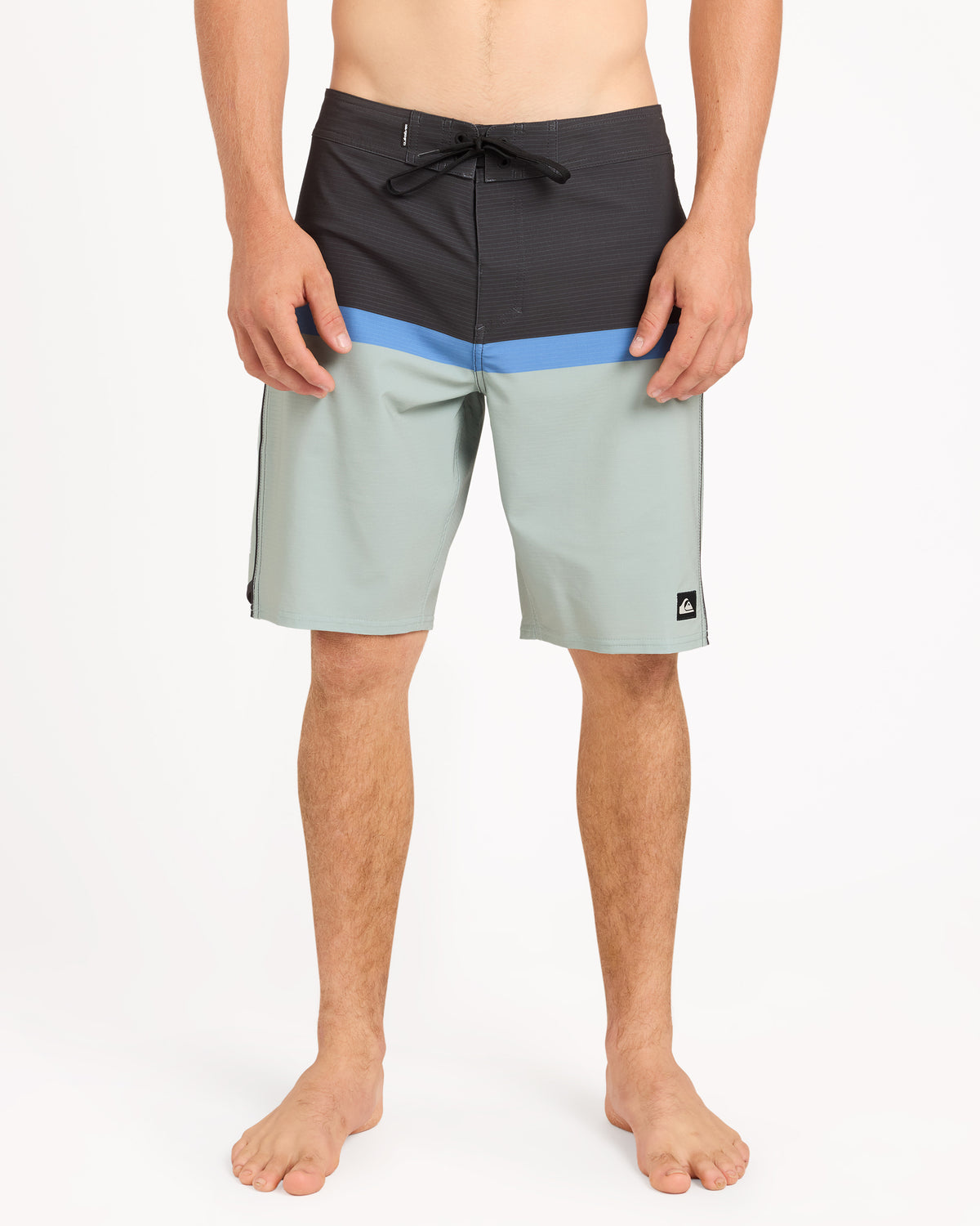 uqybs03141_quiksilver_ghg0_frt1