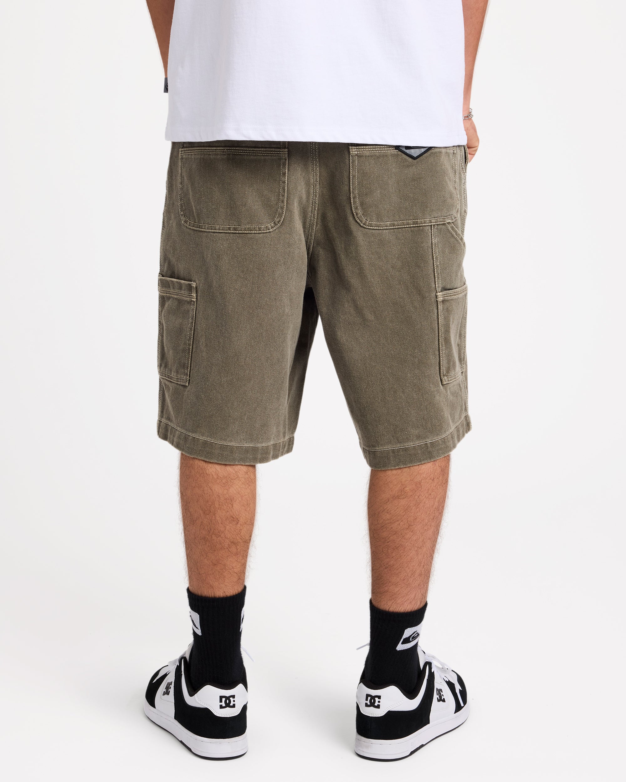 uqyds03004_quiksilver_cqp0_bck1