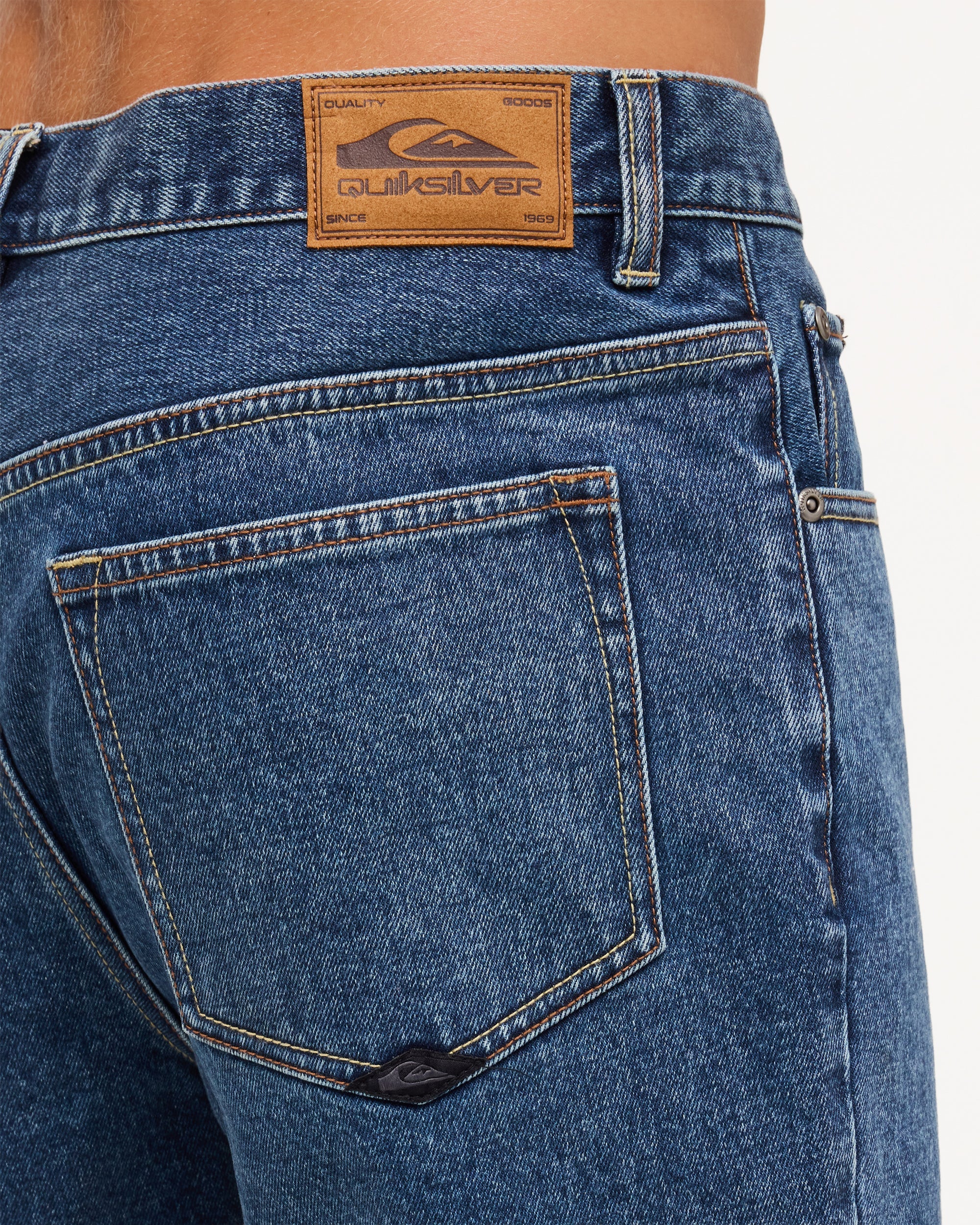 uqyds03007_quiksilver_bjqw_dtl1