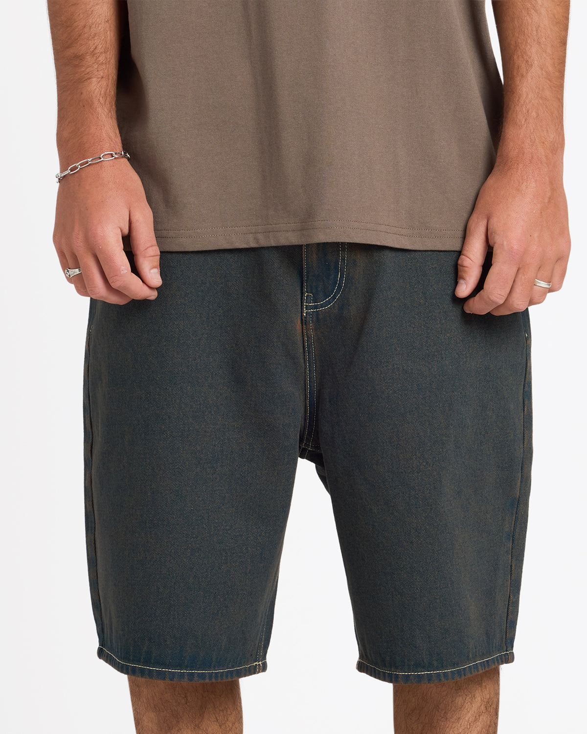 uqyds03009_quiksilver_bygw_frt6