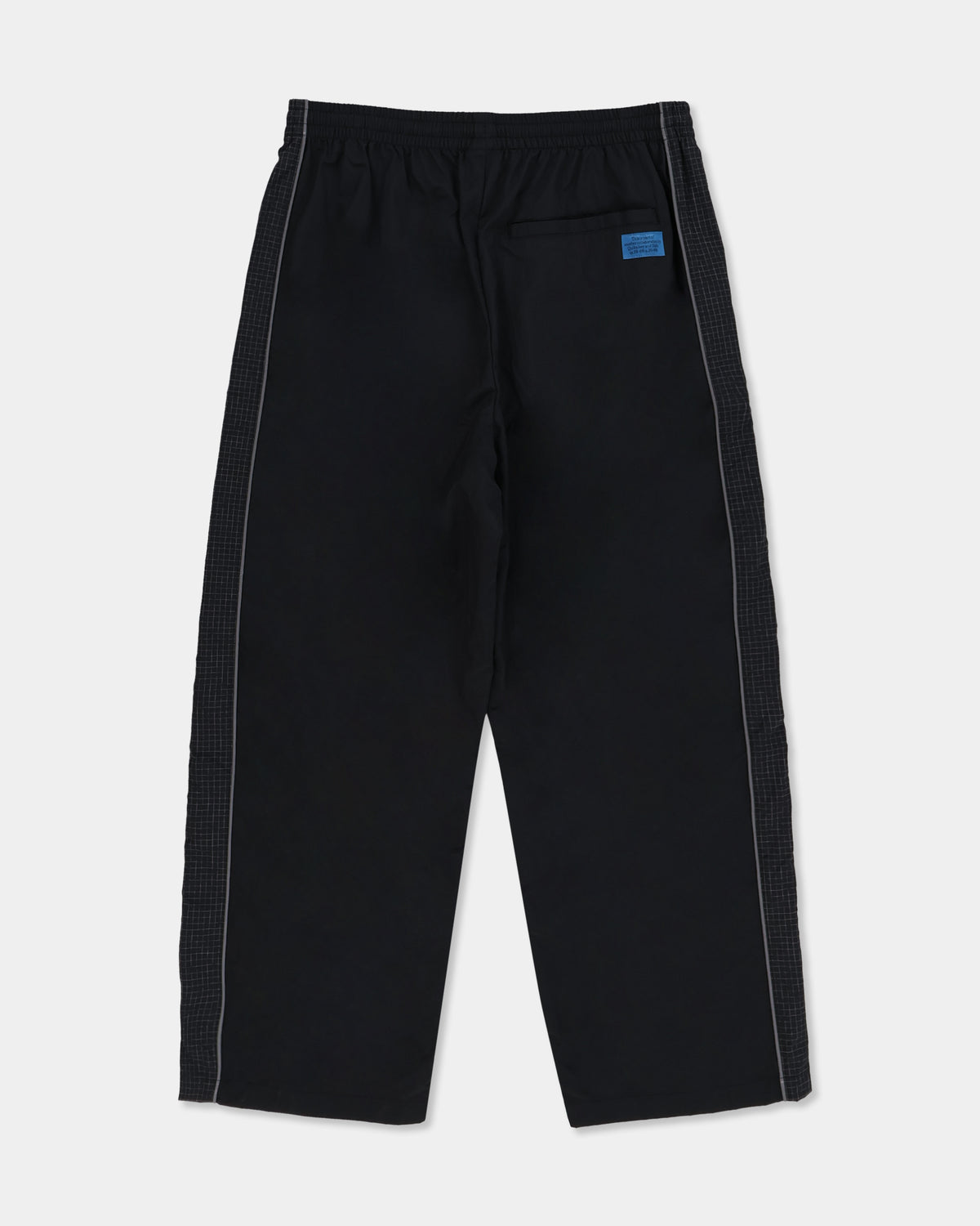 uqyfb03022_quiksilver_blk_bck1_flat