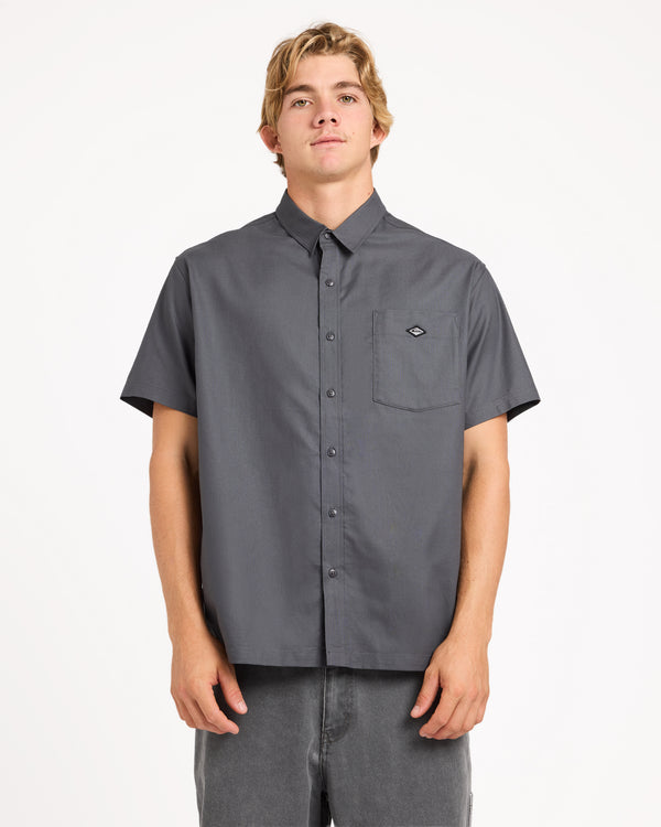 Mens Liquid Pocket Short Sleeve Shirt