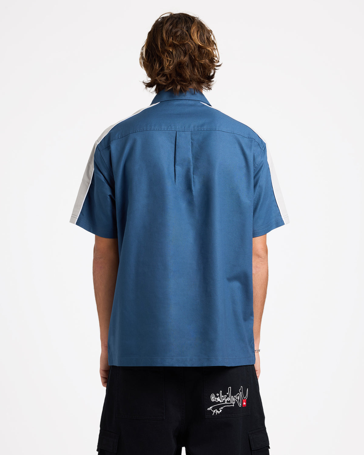 uqywt03126_quiksilver_brq0_bck1