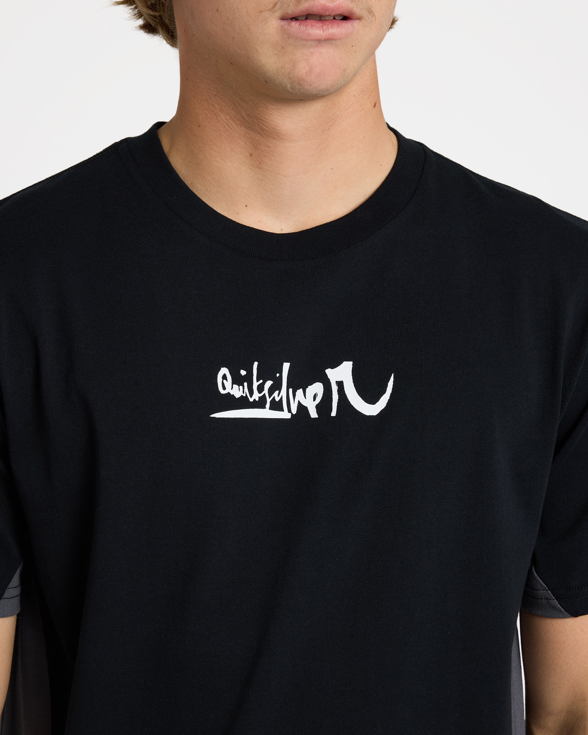 uqyzt05861_quiksilver_kvj0_dtl1