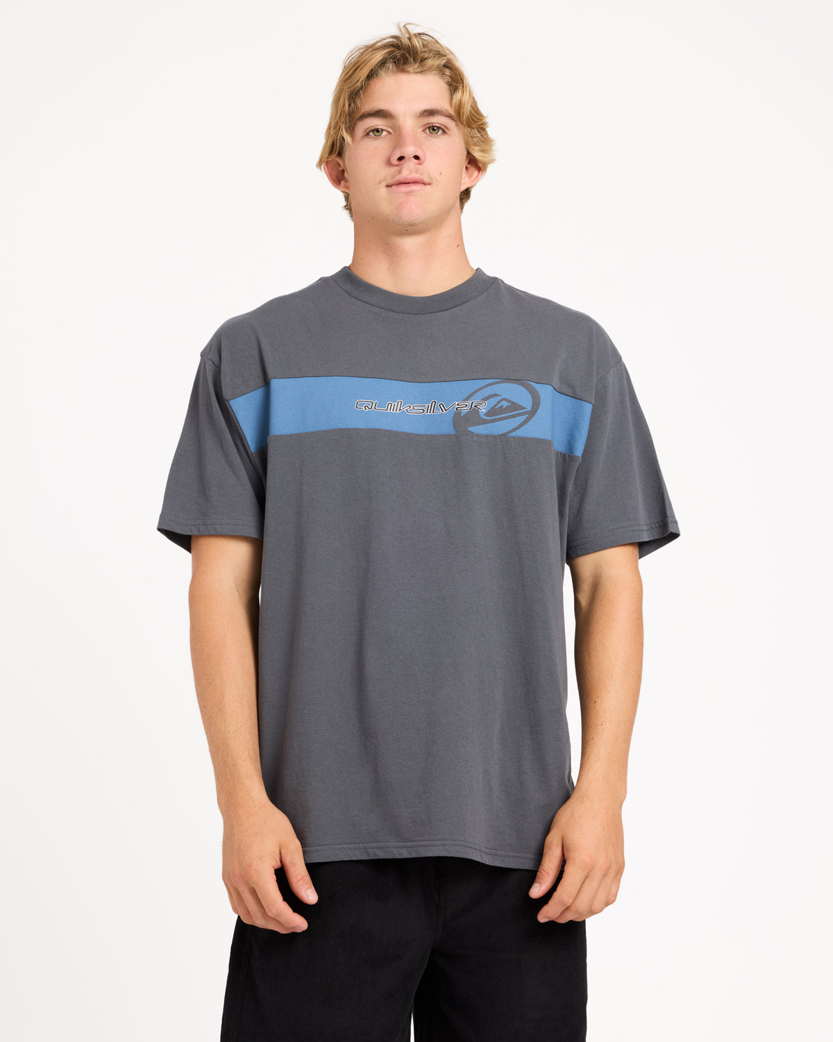 uqyzt05890_quiksilver_igt_frt1