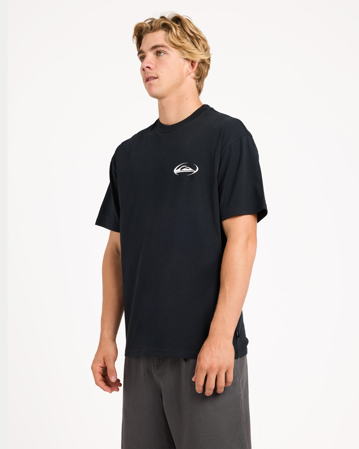 uqyzt05910_quiksilver_kvj0_sd1