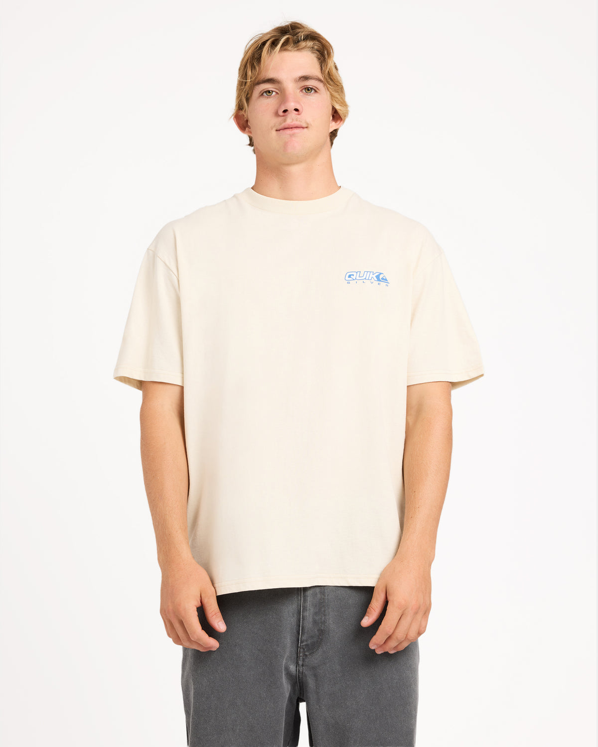 uqyzt05999_quiksilver_wbk0_frt1